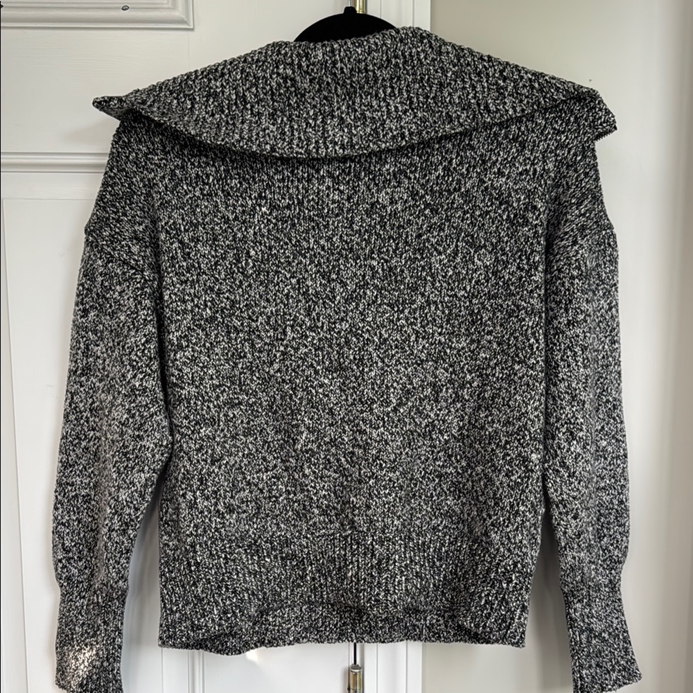 LOFT Half Zip Black and White SweaterSize Small - Picture 6 of 9